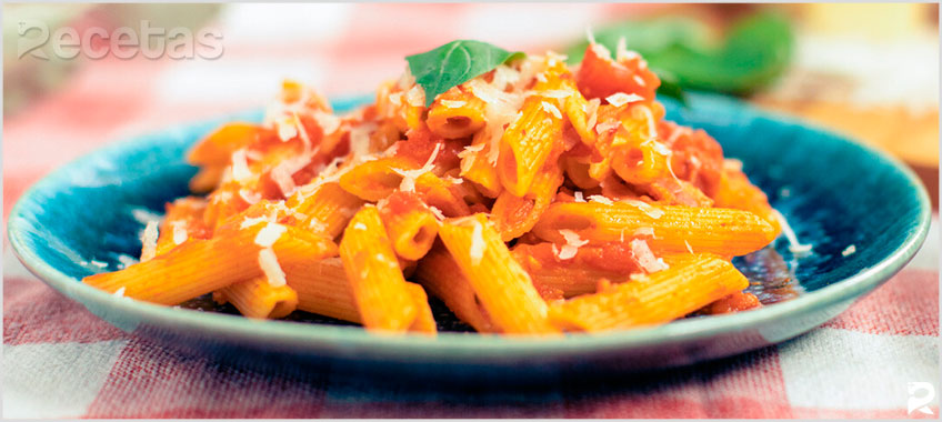 Penne all’arrabbiata (Pasta Picante Italiana)